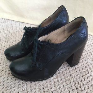 Frye heeled black oxford bootie, size 7